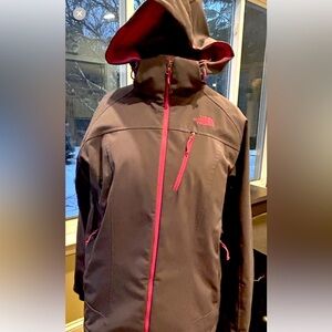 Women’s North Face Gray and Pink Hooded Winter Ski Coat fully Insulated
